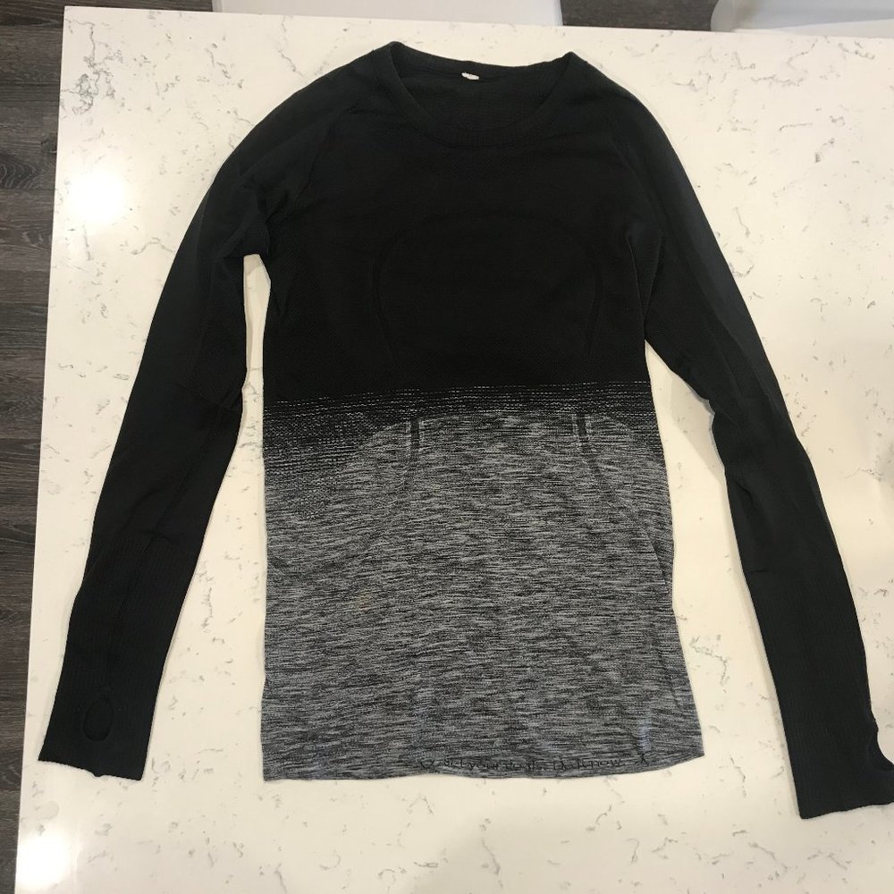 Swiftly Tech Long Sleeve Crew